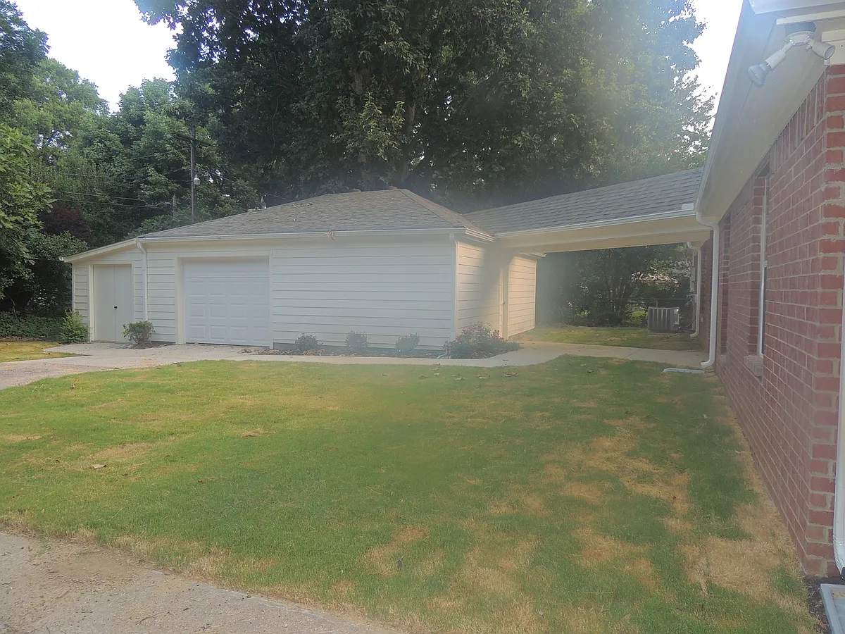 Building Photo - 7785 Shamrock Rd