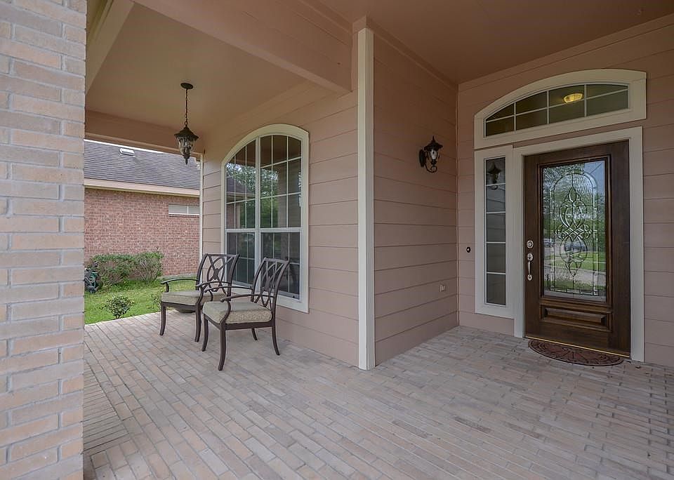 1st image of 1718 Roaring Springs Ln