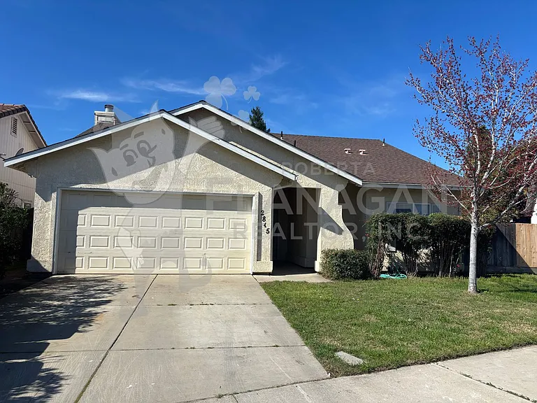 2845 N Mountain Spring Ct — Photo 1