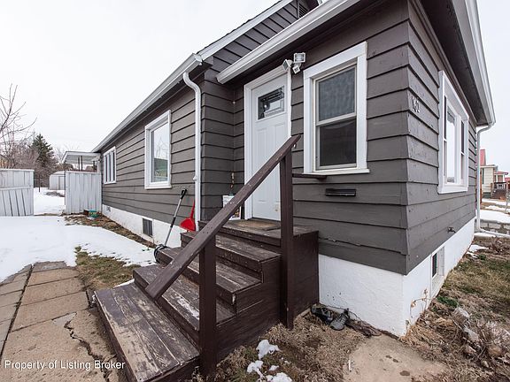 3rd image of 160 2nd Ave SE