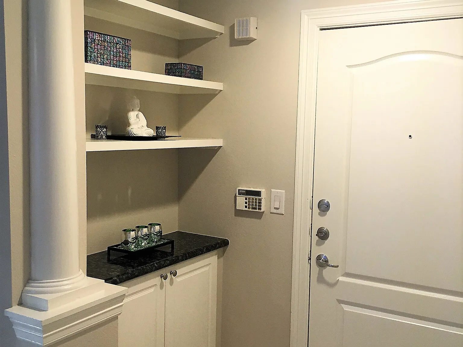 1 bed, 924 sqft, $2,100 — Photo 4