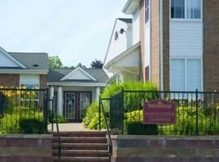 684 Glen Cir, Rochester Hills, MI 48307