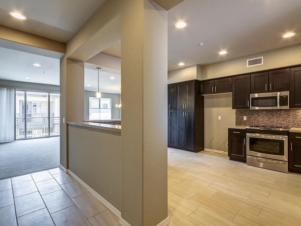 1st image of 17850 N 68th St Unit 3174