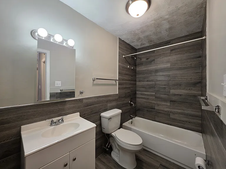 44 Barnes Ave #6B — Photo 7