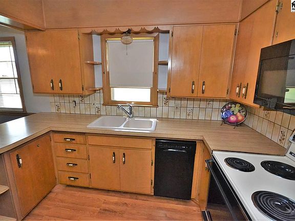 4th image of 709 W 22nd Ave