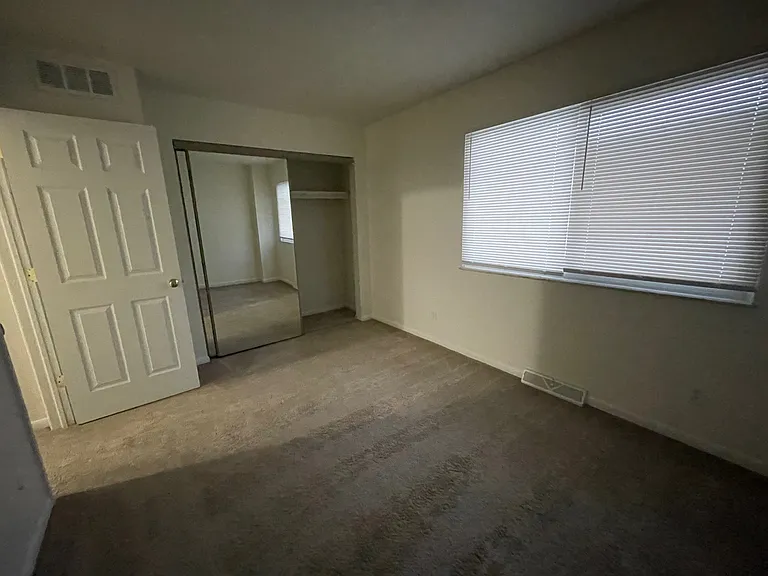 Tallmadge Townhomes — Photo 8