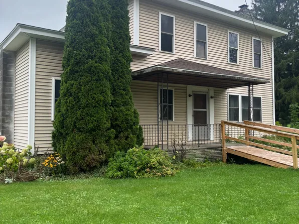 115 Vet Center Dr APT 2, Rome, PA 18837