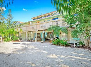 6905 Point Of Rocks Rd, Sarasota, FL 34242