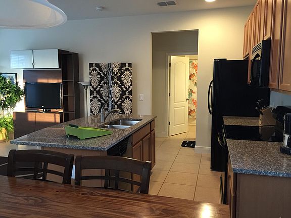 3rd image of 8335 Laureate Blvd