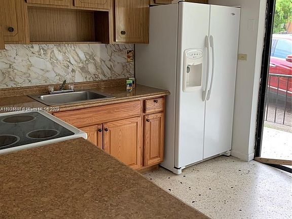 2nd image of 1442 NW 1st St #1
