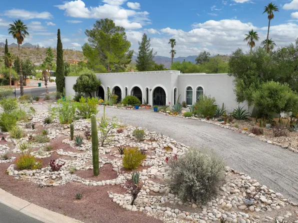 3618 N Knollwood Cir, Tucson, AZ 85750