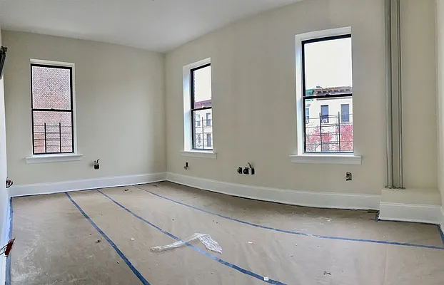 Rented by Zjama Realty Corp | media 5