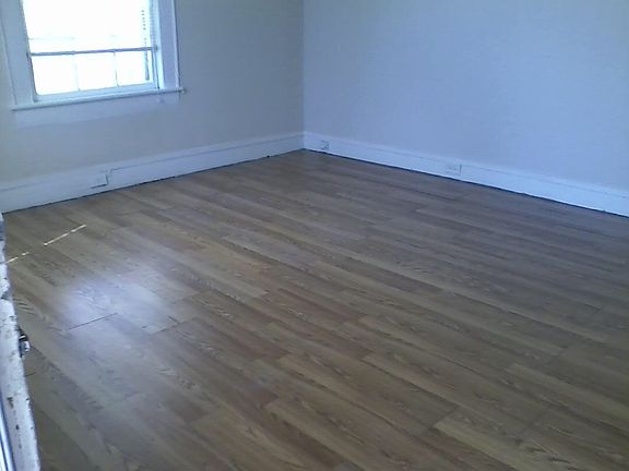 New paint, new floor living 