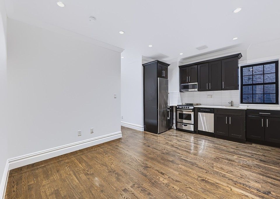 1st image of 42 Sidney Pl APT 5