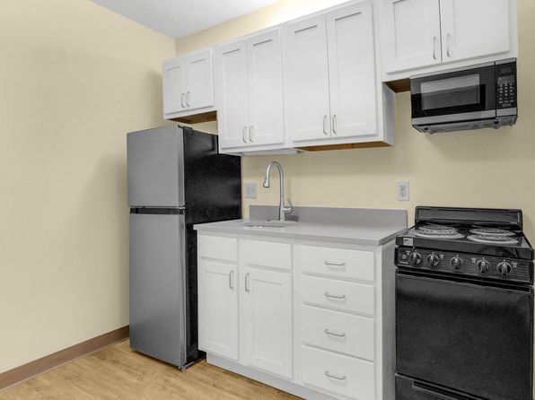 2844 Vermont #304