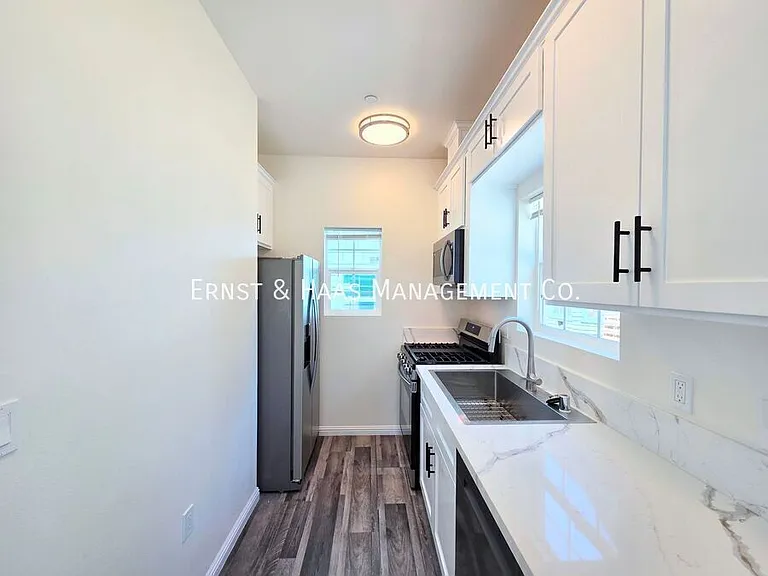 4165A Country Club Dr — Photo 5