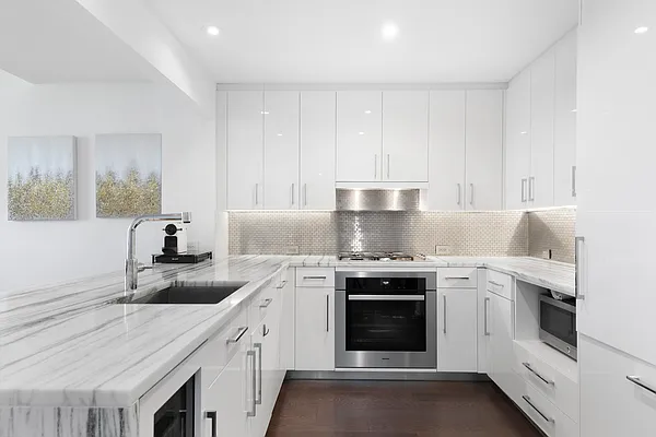 Rented by Douglas Elliman | media 18