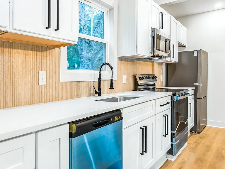 453 Folk Ave — Photo 41