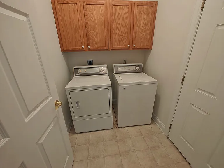 2117 Old Homestead Pl — Photo 9
