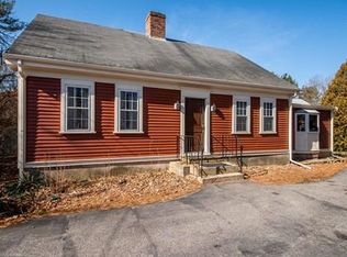 307 Walnut Plain Rd, Rochester, MA 02770