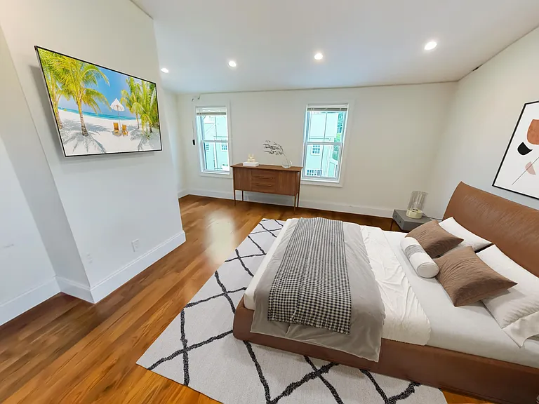 39 Juniper St #1 — Photo 8