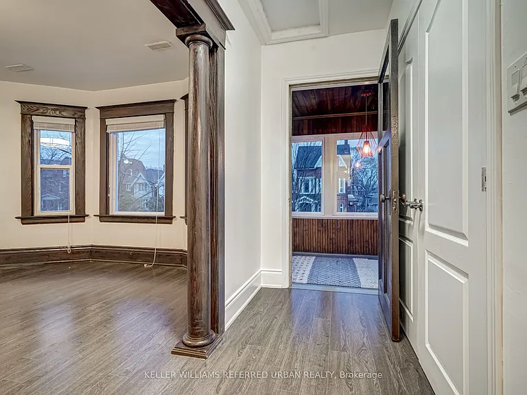 222 Rusholme Rd #UPPER — Photo 6