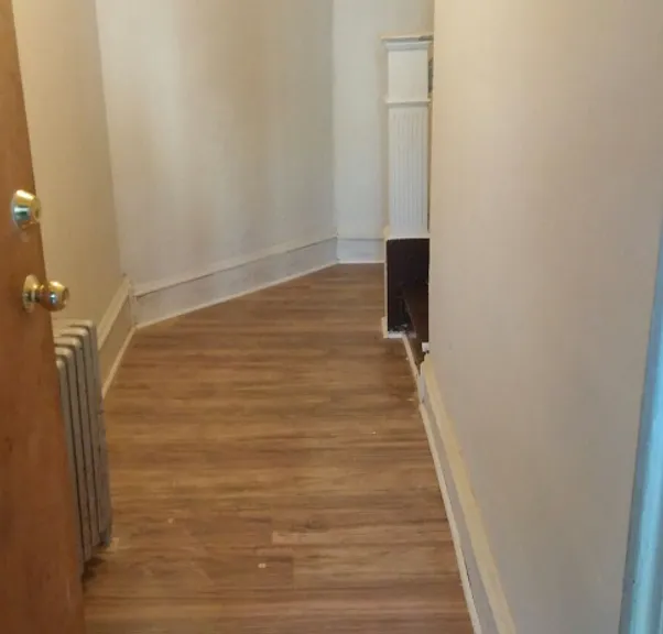 6014 Irving St — Photo 3