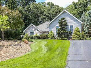 5300 Camles Ct, Jackson, MI 49201