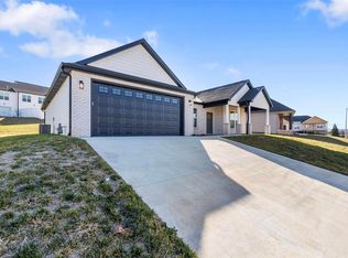 3614 Stone Meadow Dr, Cape Girardeau, MO 63701