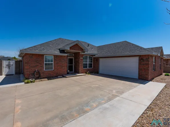 2217 Boxwood Cir, Portales, NM 88130