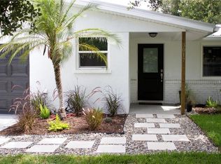 3017 Yorktown St, Sarasota, FL 34231