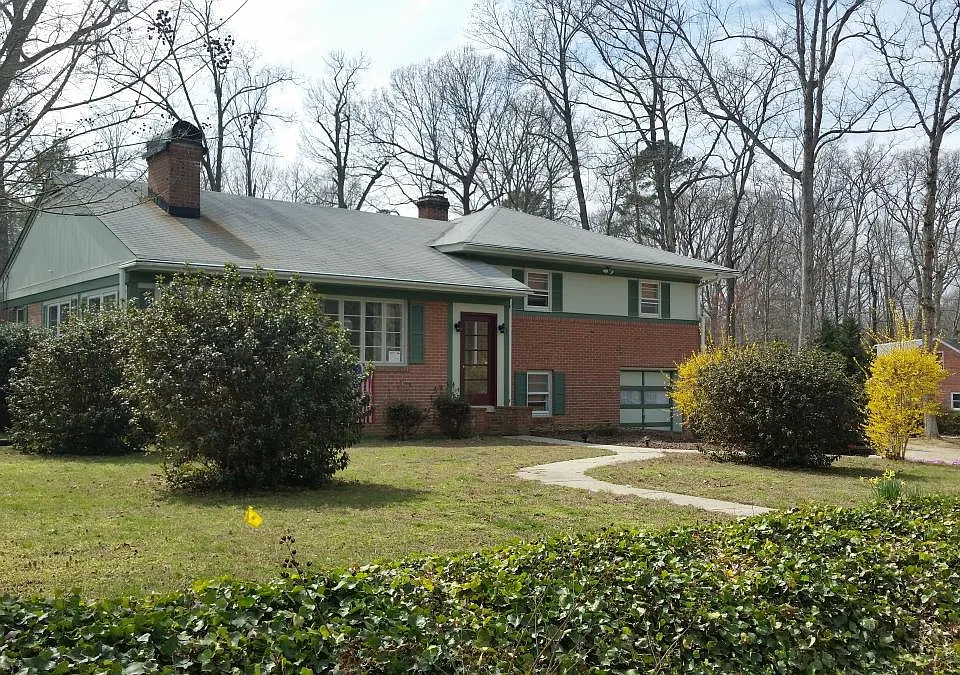 124 Cooley Rd