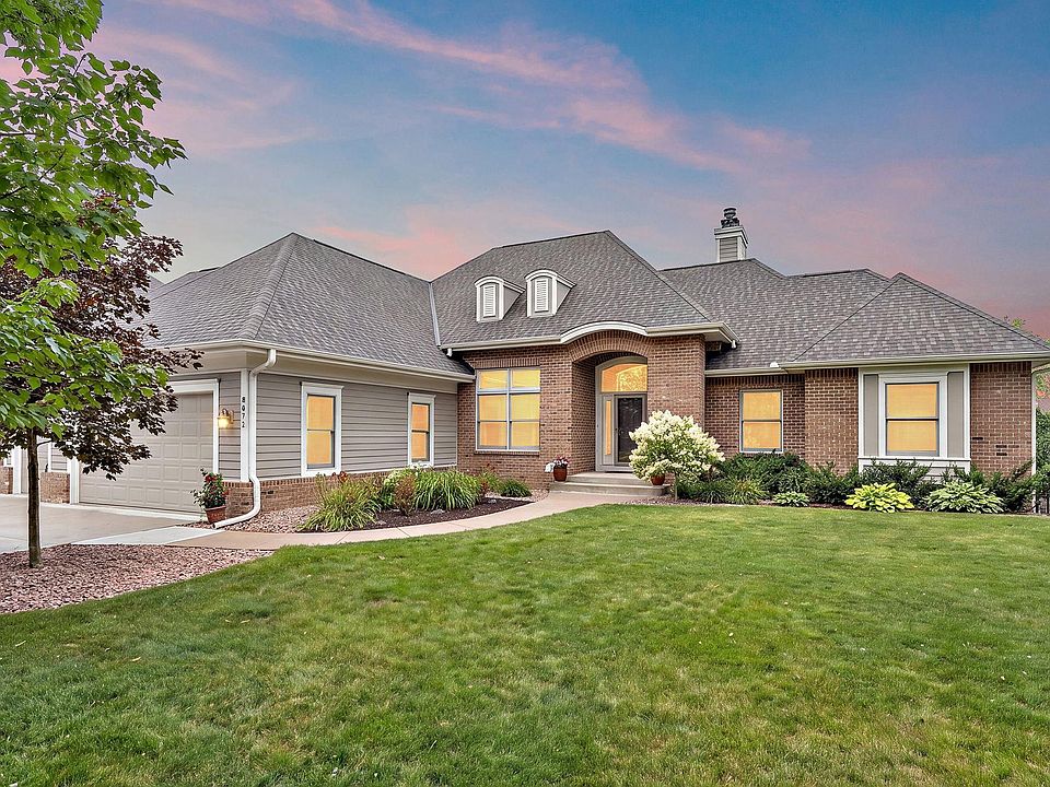 1st image of 8072 Enclave Cir