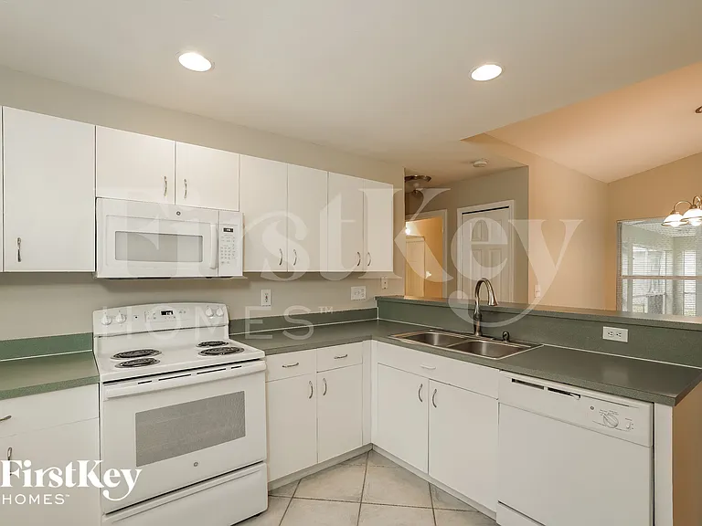8418 Wren Rd — Photo 6