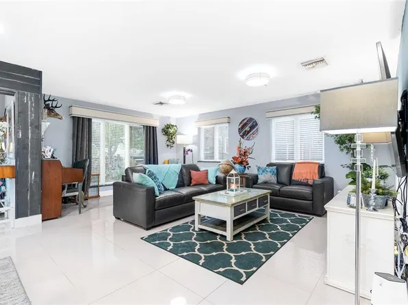 3421 NE 16th Avenue, Oakland Park, FL 33334