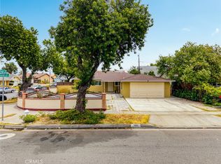 913 S Laurel St, Santa Ana, CA 92704