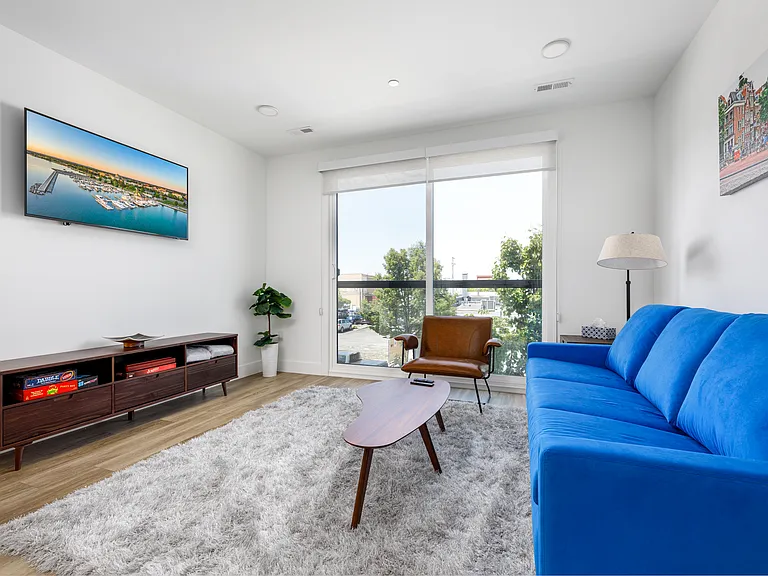 222 E State St #201 — Photo 1