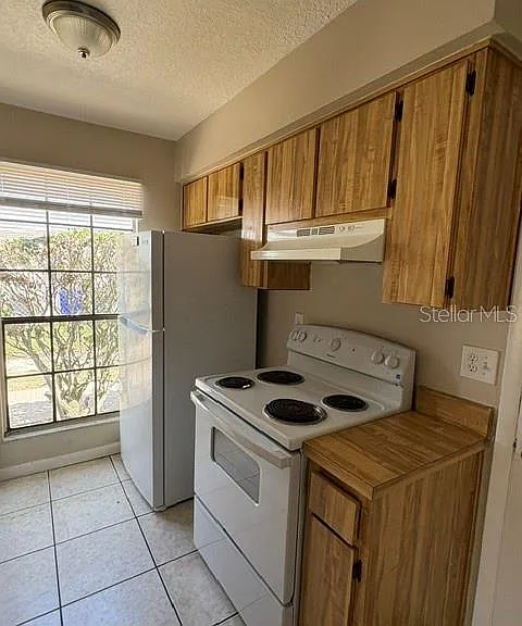 1777 Crystal Grove Dr — Photo 8