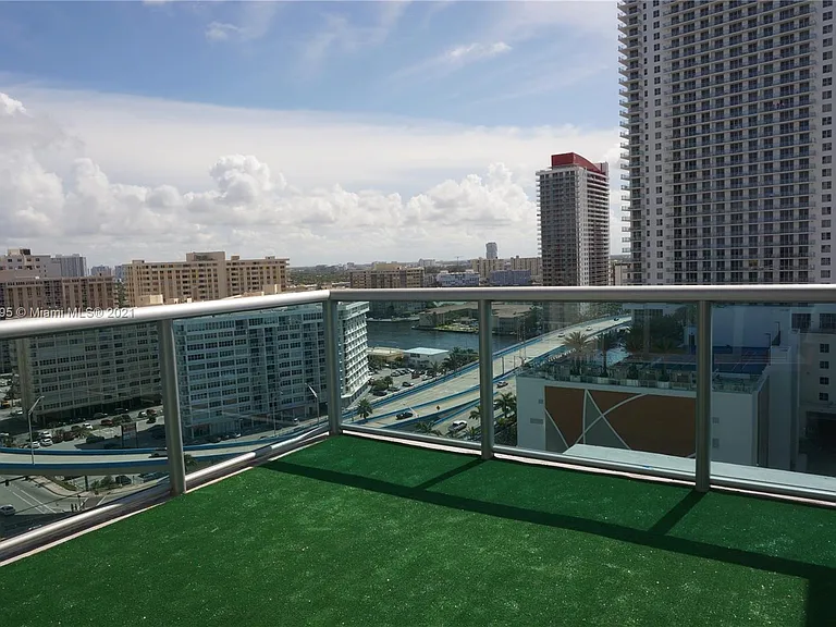 4001 S Ocean Dr #1 — Photo 11