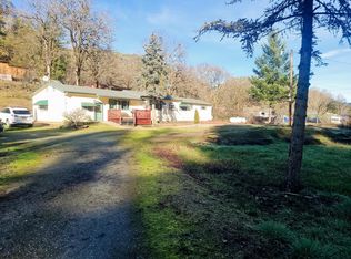 3898 Shoestring Rd, Riddle, OR 97469