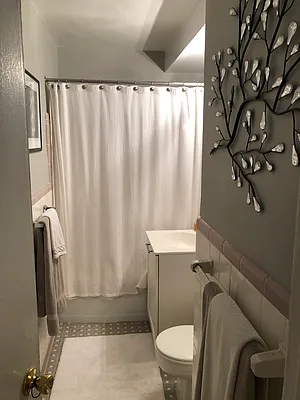 Rented by Real Estate Investors Group LLC | media 19