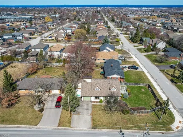 5001 Hillside Dr, Lincoln, ON L3J 0L1