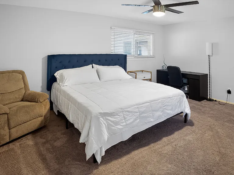 6425 Heidelburg Ct — Photo 28