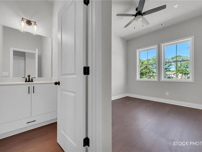 1038 Homestead Way St — Photo 21