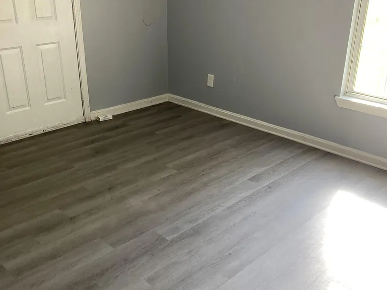 2623 Cedar St — Photo 2
