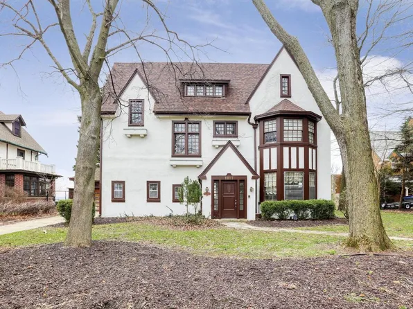 1817 Main STREET, Racine, WI 53403