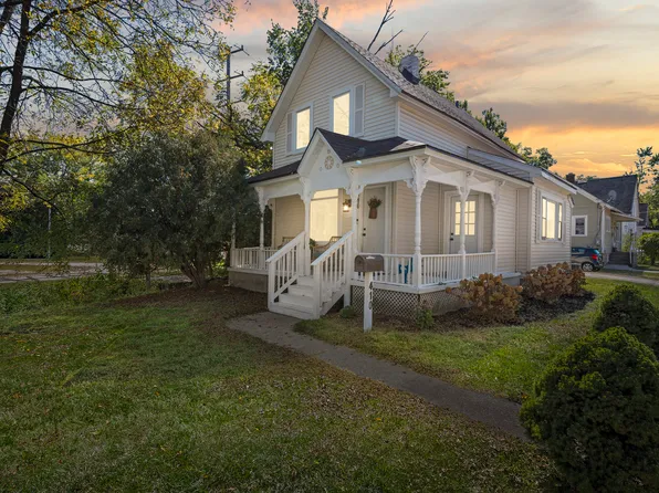 410 Stark Ave, Sycamore, IL 60178