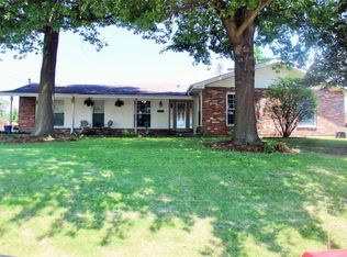 1568 Polly Dr, Arnold, MO 63010