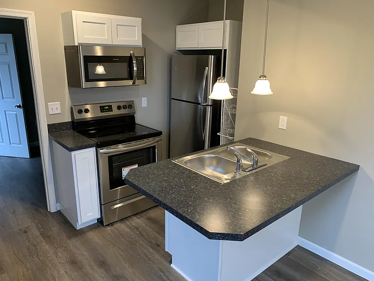 612 Maple Ave — Photo 5