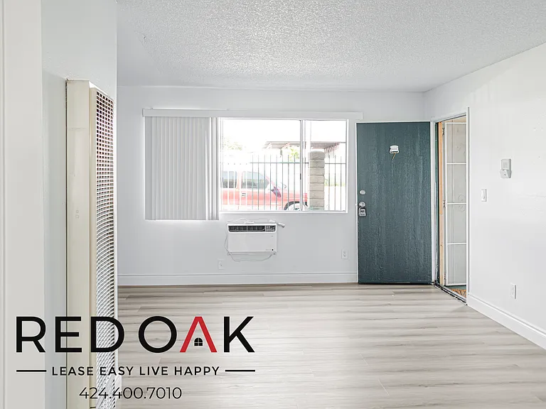 12767 San Fernando Rd #7 — Photo 4